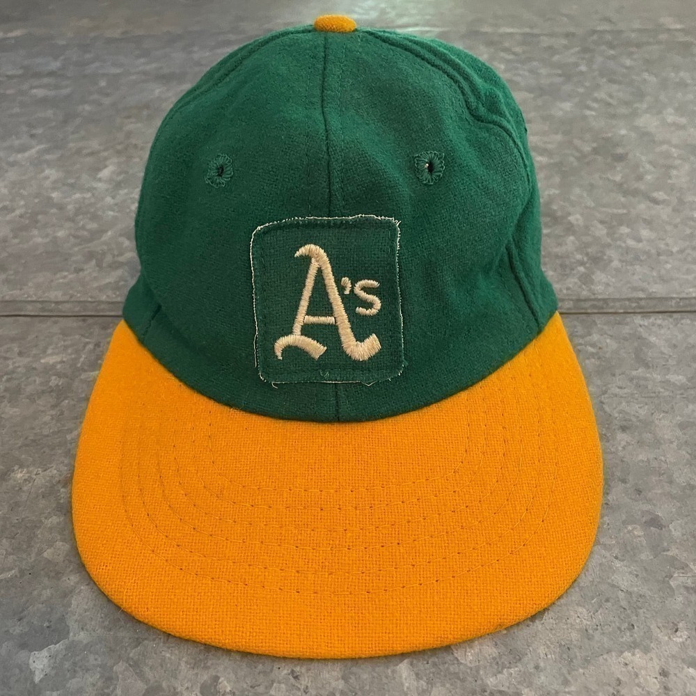 Vintage Oakland A's Athletics Union Made Fitted Cap Hat Sz Small USA 60s Patch